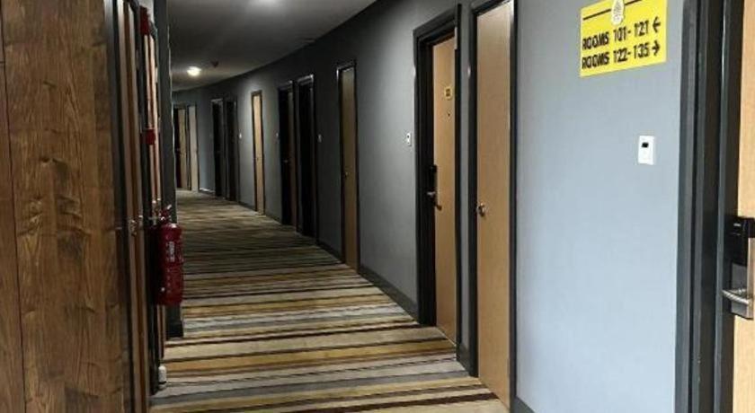 D Arc Hotel Κότα Κιναμπαλού Εξωτερικό φωτογραφία