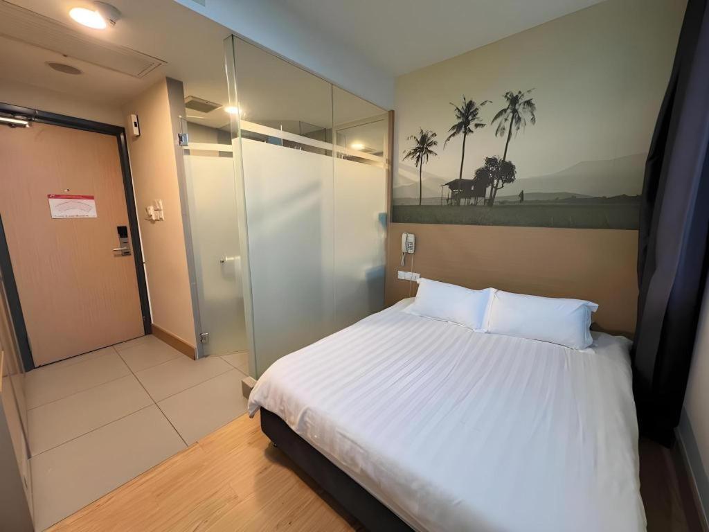 D Arc Hotel Κότα Κιναμπαλού Εξωτερικό φωτογραφία