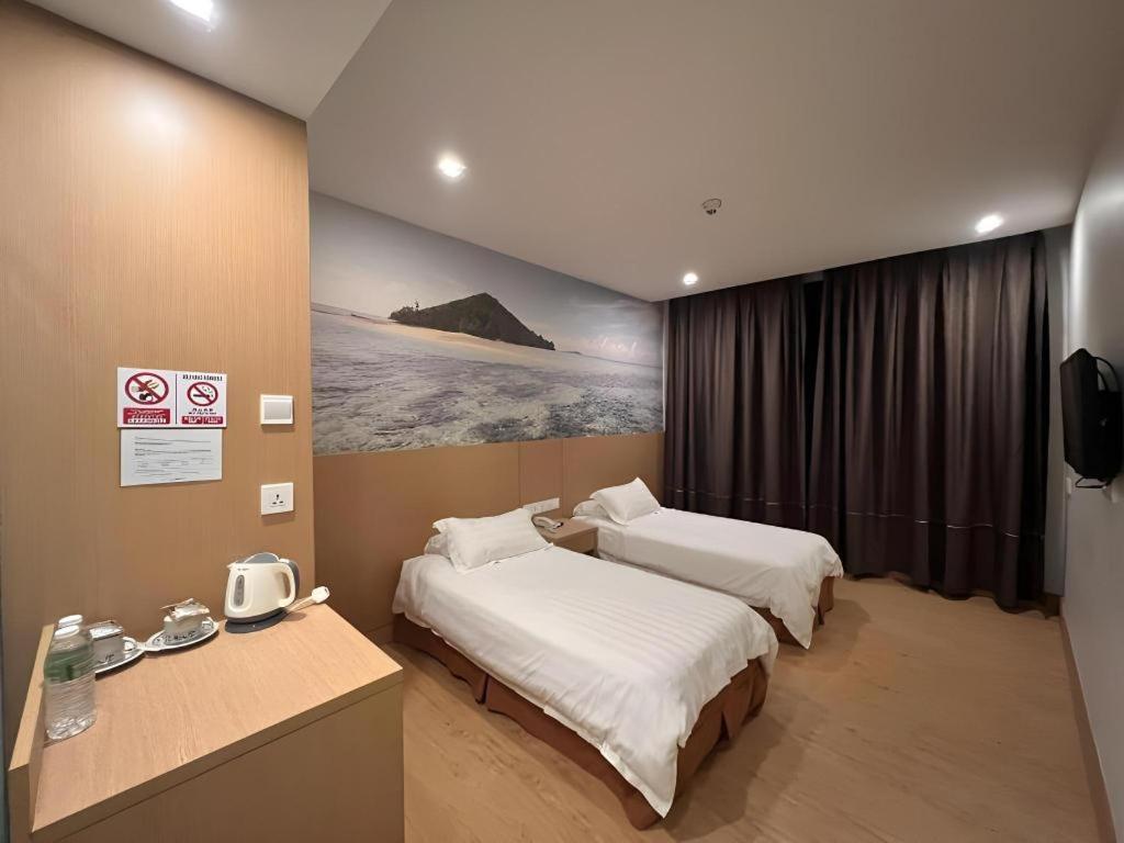 D Arc Hotel Κότα Κιναμπαλού Εξωτερικό φωτογραφία