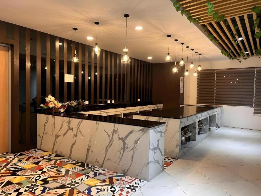 D Arc Hotel Κότα Κιναμπαλού Εξωτερικό φωτογραφία